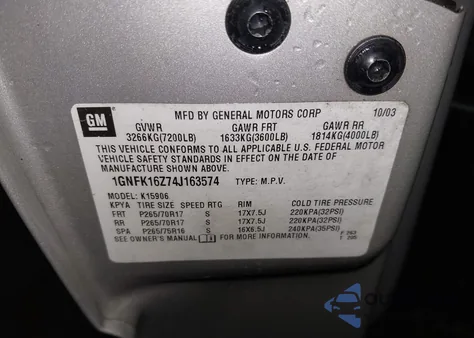 2004 Chevrolet Suburban 1500 Ls z USA, uszkodzony, nr VIN 1GNFK16Z74J163574